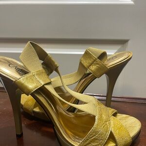 Carlos Santana Gold Stiletto Heels